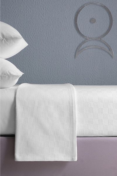 Tekstil Home White Luxury Checkerboard Patterned Pique Cotton Single Bedspread - Multi-Purpose