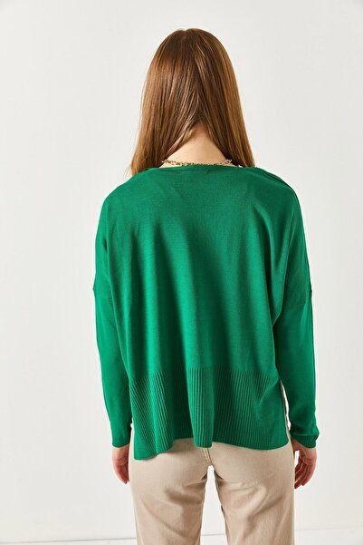 armonika Women's Green V-Neck Front Short Rear Long Knitwear Sweater ARM-22Y012013