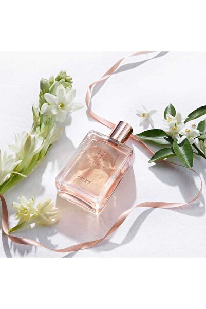 Oriflame Signature Generation Edt 50 ml Parlak ve Odunsu Notaya Sahip Kadın Parfümü 40793Signature