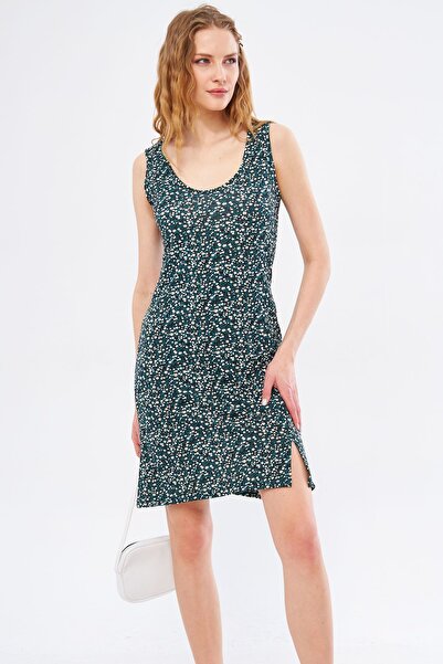 armonika Dámské černé šaty Ikosidio přiléhavé na tělo bez rukávů přední rozparek Mini-délka ARM-24Y001045