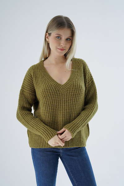 Trist Star سترة تريكو زيتونية محبوكة برقبة على شكل حرف V - صوف، مقاس كبير، TR...