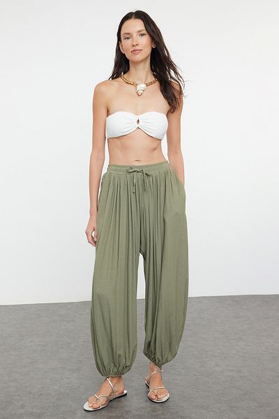 Trendyol Collection Gewebte Hose, Modell TBESS24PL00023, Khaki