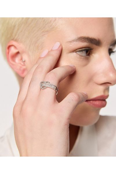 Twist Heart Ring