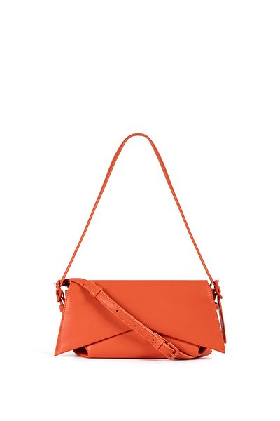 Twist Bag with Covered Chain Accessory