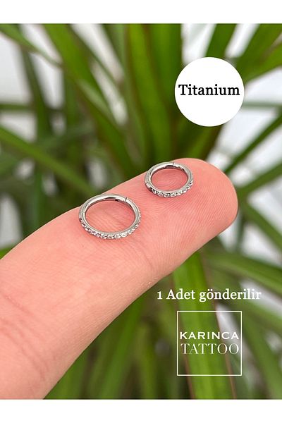 Karınca Piercing 100% التيتانيوم الزركون تشيكوسلوفاكيا - حجر الماء الدائري ثقب اللولب الشفاه روك الأذن الأنف الزنمة القرط