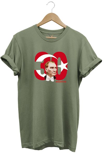 WİDİ 30 Αυγούστου Ημέρα της Νίκης με σχέδιο - Μπλουζάκι με κανονική εφαρμογή από 100% βαμβάκι με τυπωμένη τουρκική σημαία και Ατατούρκ