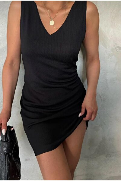 MODERNİZE KADIN RAHAT KESİM KOLSUZ V YAKA ELBİSE