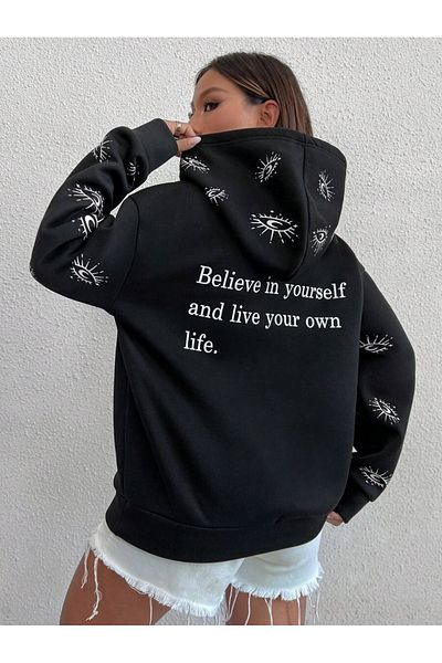 MOONBULL Oversize dámská mikina s kapucí Believe in Yourself – potisk na zádech a vzor na rukávu