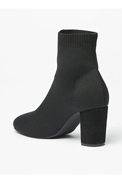 Celeste Women's Textured Ankle Boots with Block Heels and Zip Closure