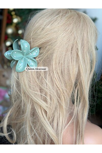 Queen Nelly لامعة العفن الأخضر - الموضة العصرية الجديدة، مشبك مزلاج زهرة اللوتس Aloha مرصع بالأحجار