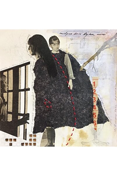 artoloji Ayşecan Kurtay - Milyon Kere Ayten 6/önüm Arkam Sağım Solum - 2022 - Karışık Teknik - 27,5x27,5 Cm