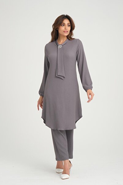 CrazyShopping بدلة نسائية مزدوجة منسوجة بتفاصيل بروش