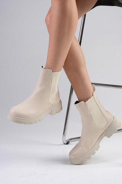 Mio Gusto Debora Beige Damenstiefel - Dünnes Fell, gefüttert, elastisch und dicke Sohle