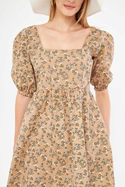 armonika Βιζόν τετράγωνο λαιμό - Μίνι φόρεμα με κορδόνια στη μέση ARM-24Y 001078