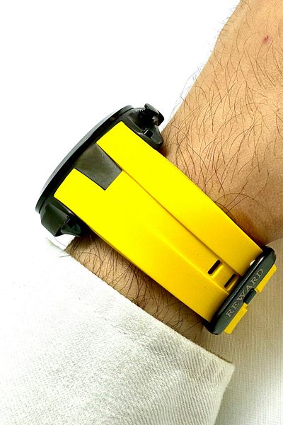 Reward Vip Men's Wristwatch - Rw-M-1 Model