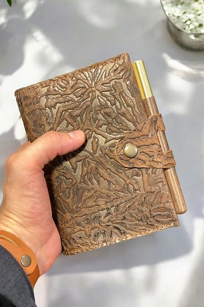MAT Deri Ethnic PAtterned Genuine LeAther DAily Notebook - A6 Design, Gift Pen Set