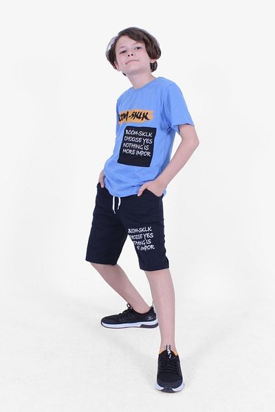 FYK COLLECTİON Set de sus și de jos Capri albastru cu mânecă scurtă pentru băiat cu buzunar dublu cu imprimeu Boom