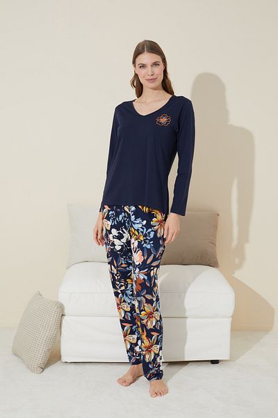 Siyah İnci Cotton Embroidered Navy Blue Pajama Set - 24240097