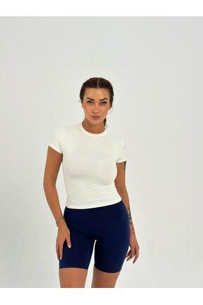Maison La Femme Ekru Fitted vucuda Oturan Crop T shirt Fiyat Yorumlar Trendyol