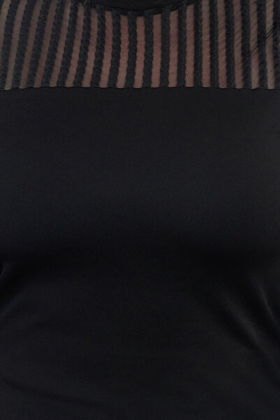 Trendyol Curve Μαύρη όρθια λαιμόκοψη Δαντέλα Πλεκτή Μπλούζα μεγάλου μεγέθους TBBAW25AF00010