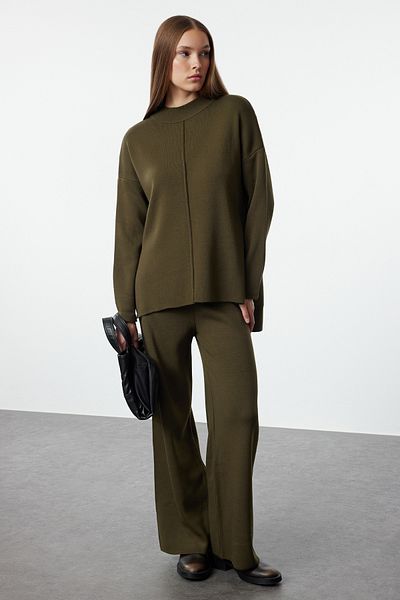 Trendyol Modest Zestaw swetrów i spodni z dzianiny w kolorze khaki – TCTAW25US00048