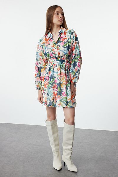 Trendyol Collection Többszínű virágmintás deréknyílású mini bélelt sifon szőtt ruha TWOAW24EL00841