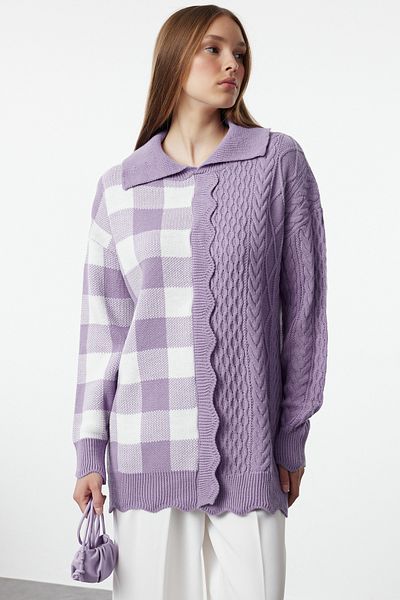 Trendyol Modest Lila Strickpullover mit Polokragen - Karomuster TCTAW25AK00006
