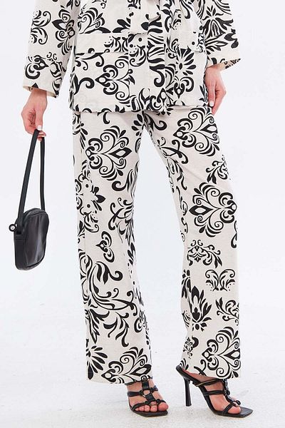 armonika Schwarze Damenhose Ena mit elastischem Bund und Taschendetail, Leinenoptik, weites Bein, ARM-24Y001021