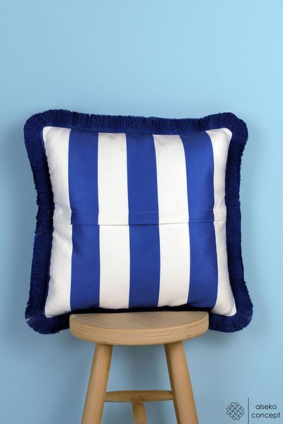 Alseko Concept 43x43cm pătrat cu dungi albastre-albe cu model Saks cu ciucuri
