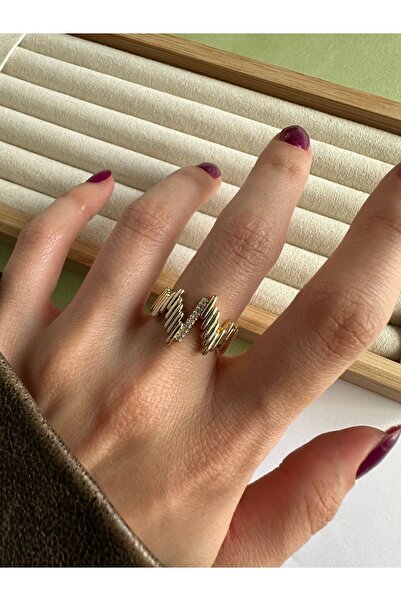 ringbox Gold Zirkon Taşlı Zigzag Yüzük