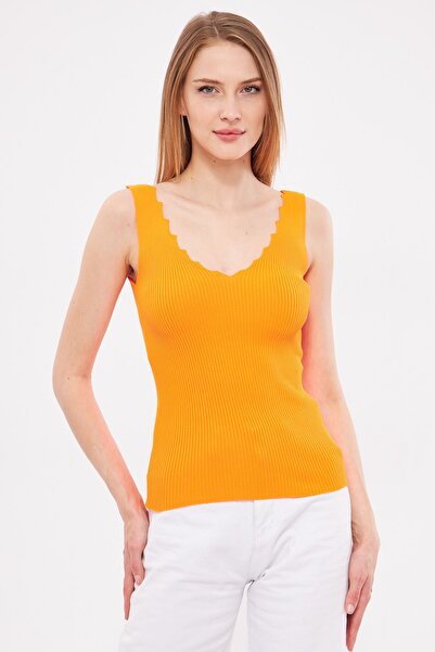 armonika Neon Orange Zigzag V-Neck Women's Camisole Blouse - ARM-23Y069004