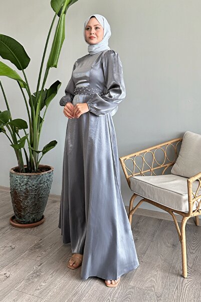 InStyle Taş Kuşaklı Simli Gri Saten Elbise
