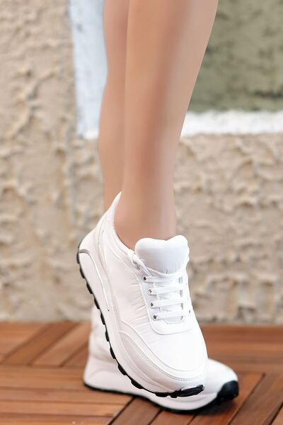 matilda store حذاء رياضي مارسيلو برباط ونعل مسطح