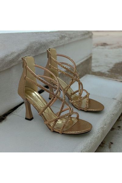 runa shoes Stone Detailed Heeled Shoes