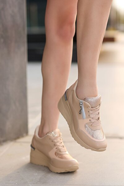 matilda store حذاء رياضي كاجوال من Fyodor - نعل عريض