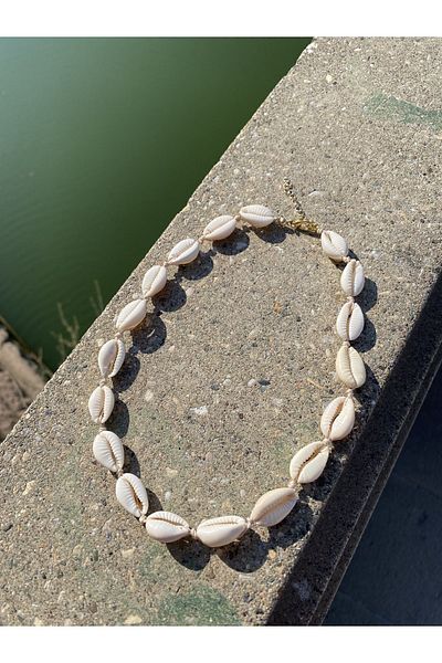 Stoneday Gold Detailed Summer Necklace with Seashell Figure