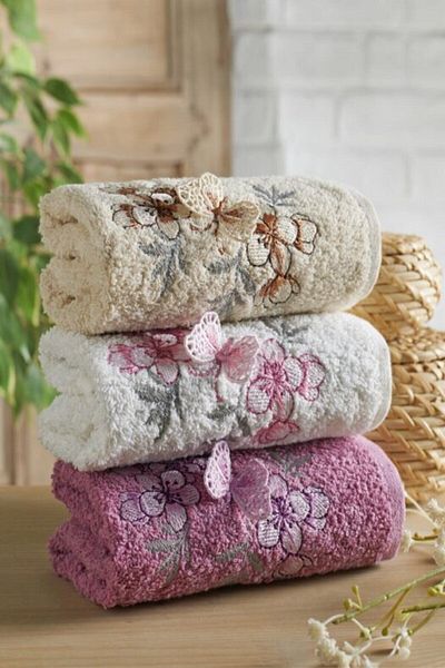 sternen glanz Zestre brodate Adelina Butterfly Fluffy - Set prosoape de bucătărie 3 bucăți 30x50