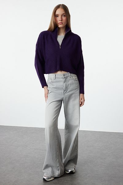 Trendyol Collection Lila Super Crop Pullover mit Reißverschluss TWOAW24KZ00527