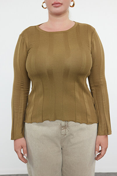 Trendyol Curve Olejově zelený svetr se šňůrou - výstřih TBBAW25AN00044