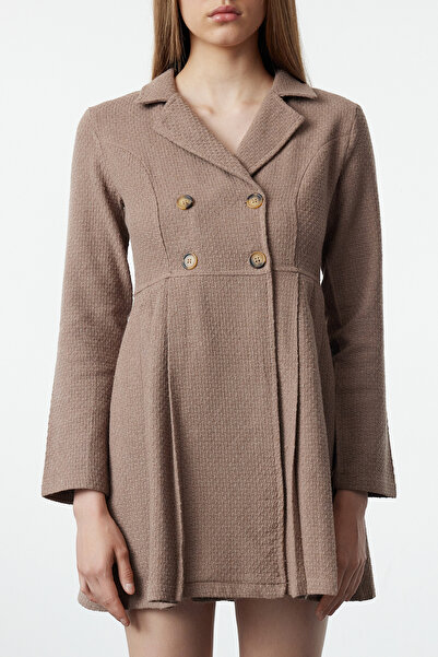 Trendyol Collection Μίνι υφαντό φόρεμα καφέ πλισέ με κουμπιά TWOAW24EL00338