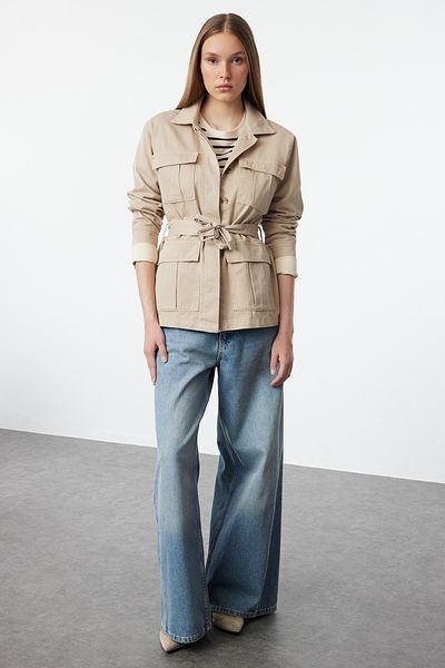 Trendyol Collection Oversize džínová bunda s páskem s detailem norkové kapsy Twoaw25Ce00037