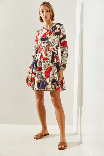 Bianco Lucci Damenkleid mit V-Ausschnitt, Kettenmuster und Gürtel – Knopfdetail, Modell 22127 60251609