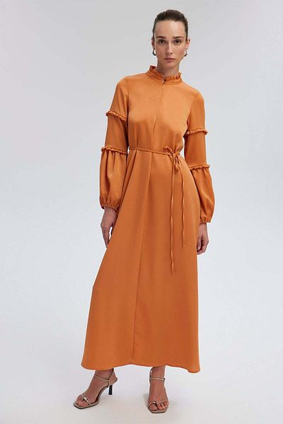 Touché Privé Satin Dress - Balloon Sleeve and Belt Model
