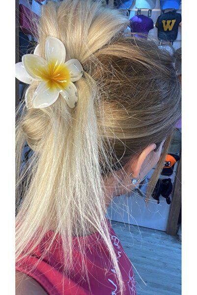 TUĞÇE ACCESSOİRE Πόρπη Lotus