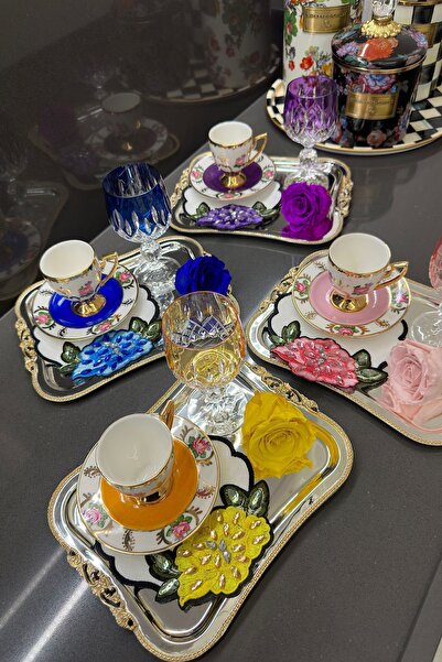 bibashka Renkli Çiçek Tasarımı 4lü Kokteyl Peçete