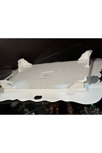 ester Footed Porcelain Presentation Plate