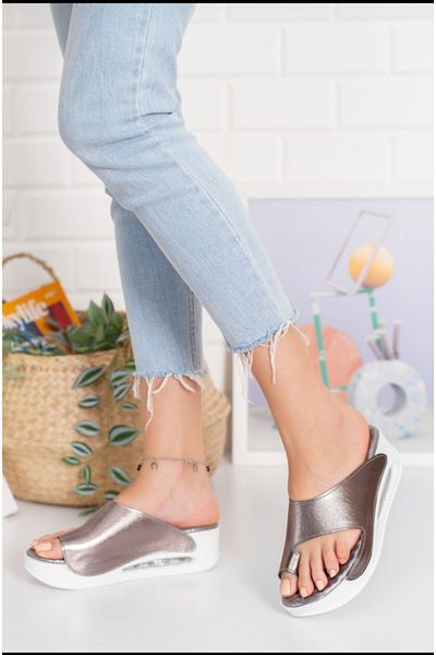 Prestij Air Max Sole Orthopedic Platinum Flip Flops