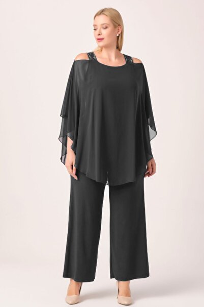 Genel Markalar Omuzları Taşlı Şifon Içi Esnek Kumaş Siyah Renk Büyük Beden Tulum