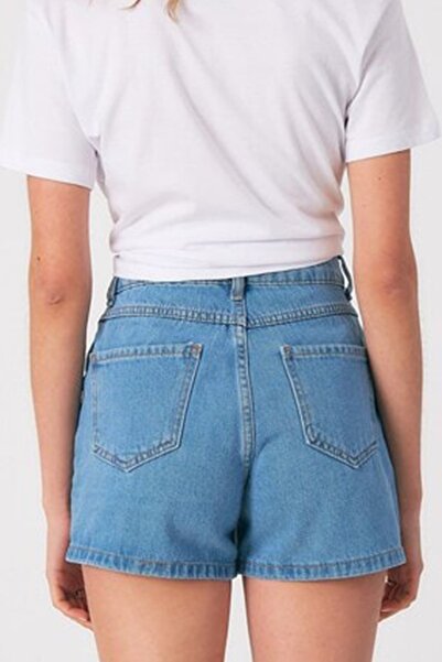 fehika Kadın Buz Mavisi Denim Kot Şort Asimetrik Kapamalı Fermuarlı Jeans Şort Etek / Bermuda