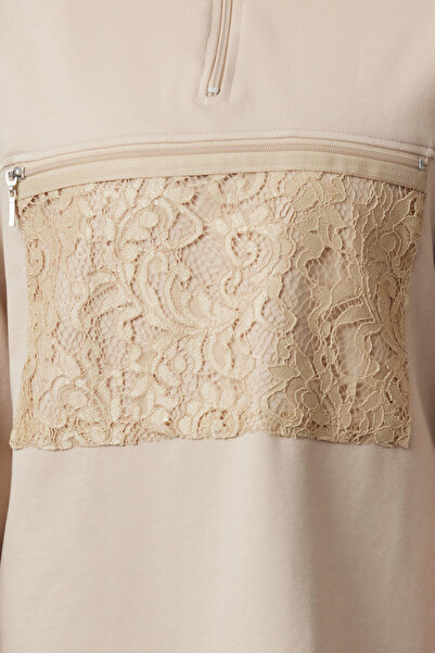 Trendyol Modest Ανοιχτό μπεζ φούτερ με λεπτομέρεια στην τσέπη Brode - TCTAW25UK00000